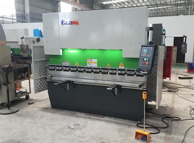 WC67K NC Hydraulic Plate Press Brake With E21 Controller 