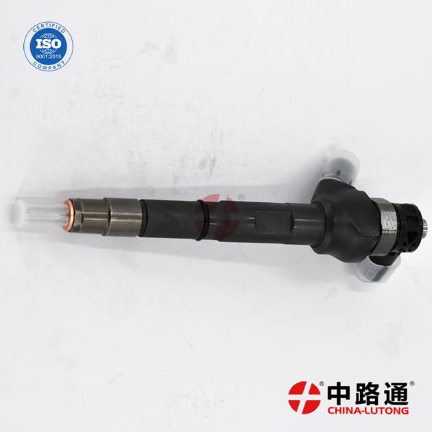 high pressure common rail fuel injector 0 445 110 646 car injectors for sale