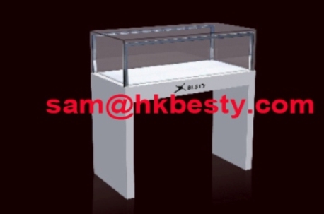 Mangalsutra Counter Showcase with Tempered Glass