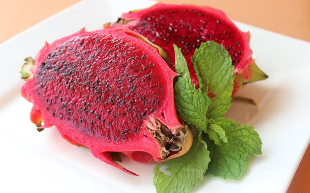 OFFER FRESH FRUIT, DRAGON FRUIT