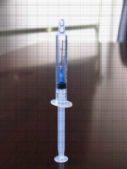 retractable safety syringe single use only