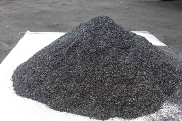 High carbon graphite