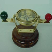 Bridgedeck Compass