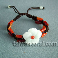 jade bracelet