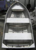 aluminum fishing boat (TV-11)