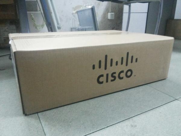 WS-C3750X-48T-S Cisco