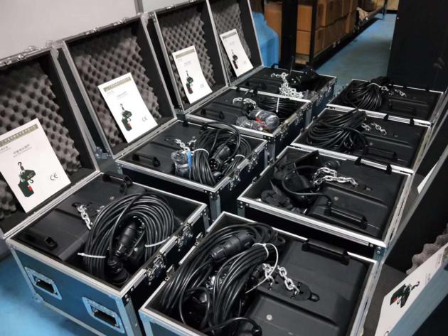 stage chain hoist system