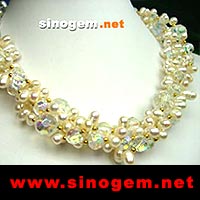 pearl necklace