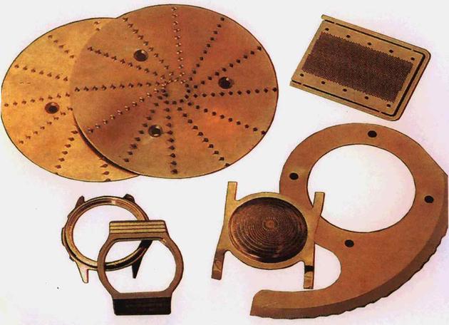 Vacuum Equipment For Metallization And The