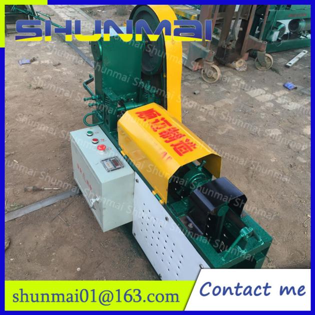 Metal Straightening Machine
