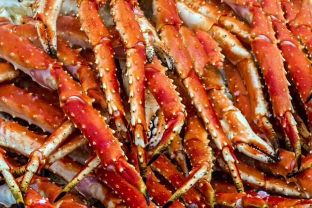 KING CRAB crab leg and claw