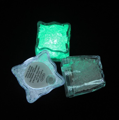 OEM gifts waterproof light cube with light for bar use