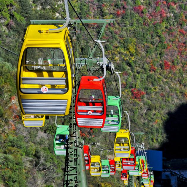 Two-Six person cableway scenic tour ropeway cabins cable car manufacturer cableways tramway