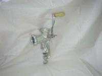 meat mincers (grinders)