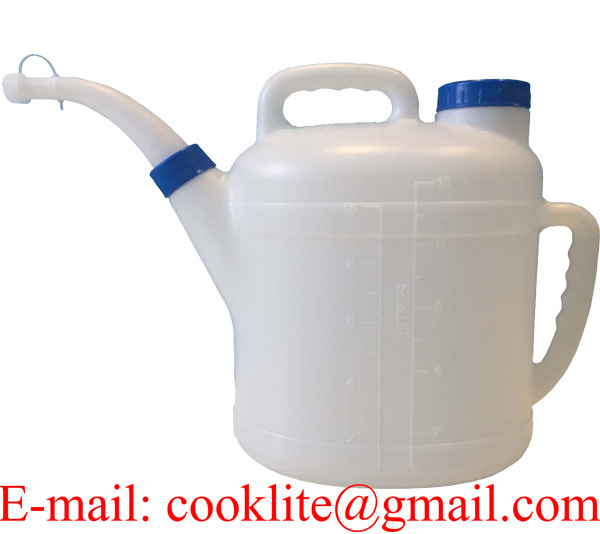 10L Polyethylene Fuel Oil Measuring Container Cool Water Canister Watering Can