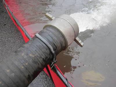 Water rubber hose features anti-bending
