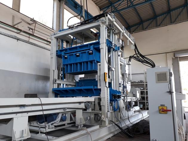 Swedish Block Machine SUMAB R 500