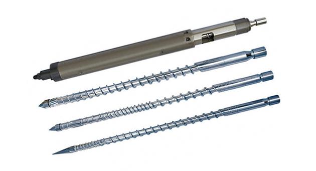 Injection screw and barrel