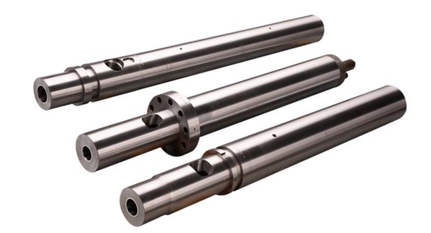 Bimetallic screw and barrel