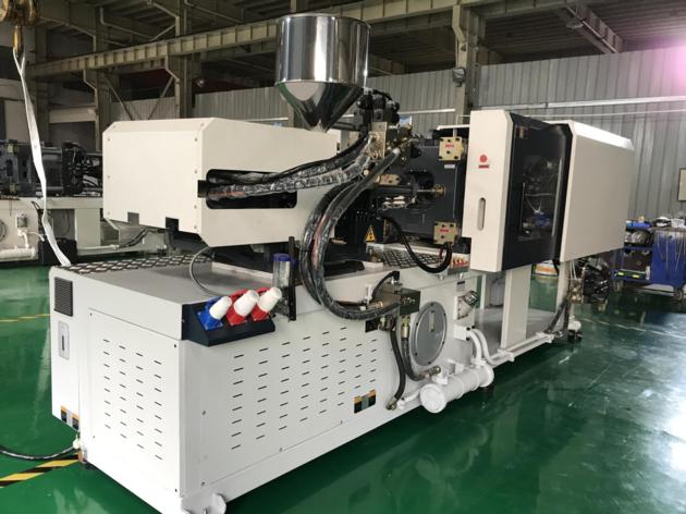 high precision injection molding machines