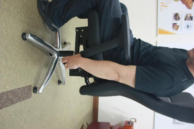 uplift chair mechanism 