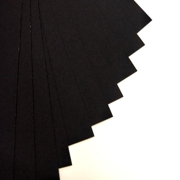 Cutting Recycled Laminated Black Cardboard Sheet