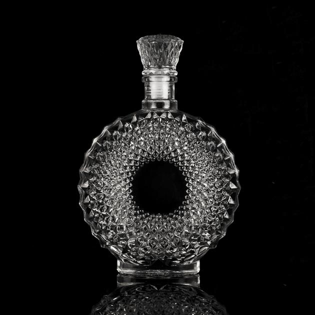 High White Glass Whisky Bottles with Glass Lid