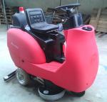 driving scrubber hull