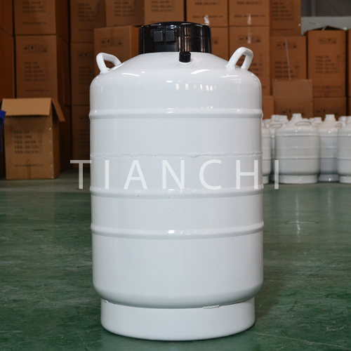 Tianchi Farm Artificial Insemination Tank