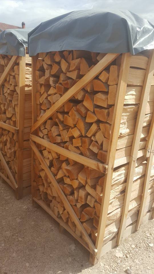 Kiln Dried Firewood With Low Moisture