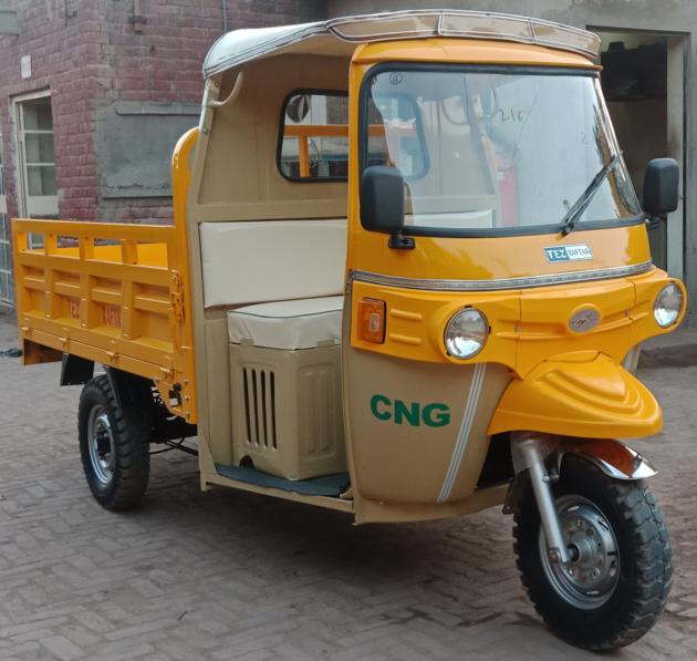 TEZ RAFTAR THREE WHEELER CARGO LOADER VEHICLE