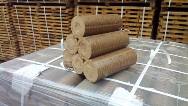 NESTRO Pini Kay RUF WOOD BRIQUETTES