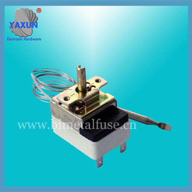 Capillary liquid thermostat plug