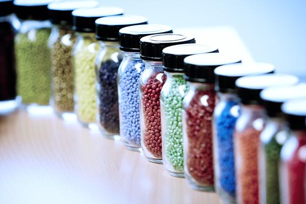 Color and additive masterbatch