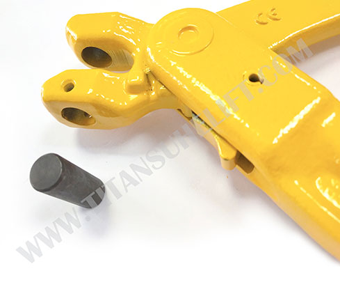 Grade 8 Clevis Self Locking Hooks