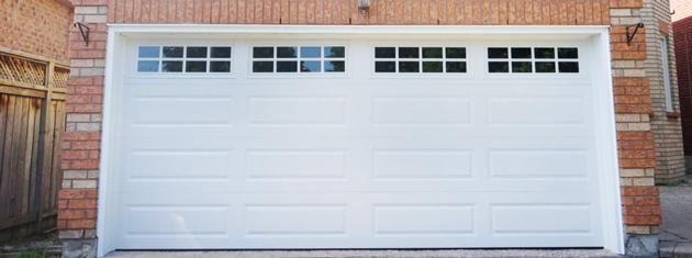 Classic insulated garage door