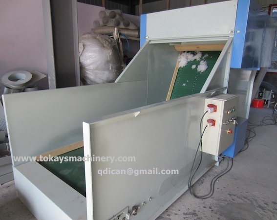 Automatic vacuum cushion machine