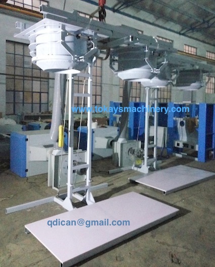 Fiber opening and filling machine