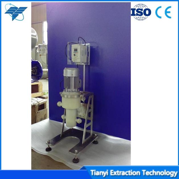 Energy saving single stage liquid centrifugal extraction