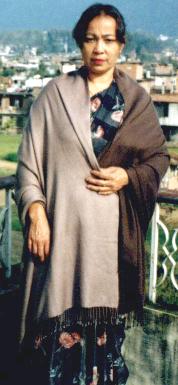 Pashmina shawls, scarves & accessories
