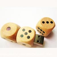 OEM dice shaped promotional wood usb flash drive