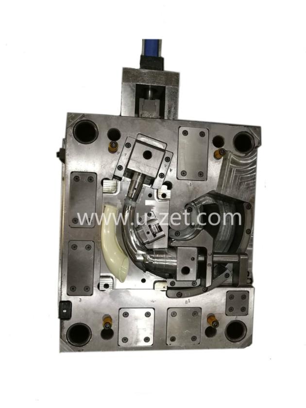 OEM factory custom precision molded plastic injection mold making 