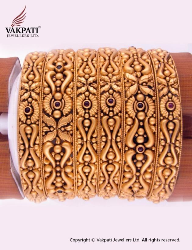 Antique Gold Bangles Set (6 pcs)