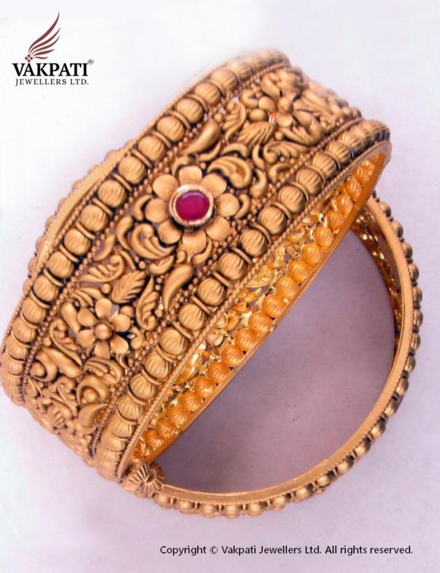 Hallmarked 916 Gold Antique Kada