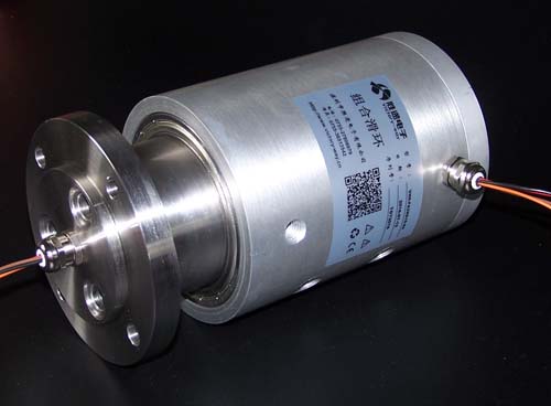 Waterproof slip ring for marine vessels