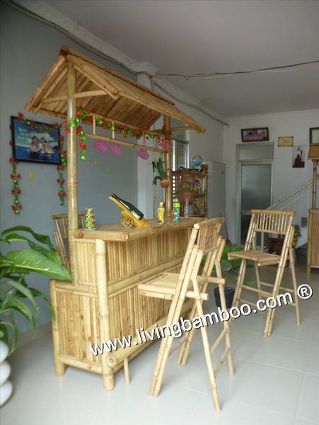 BAMBOO TIKI BAR WITH BAMBOO ROOF
