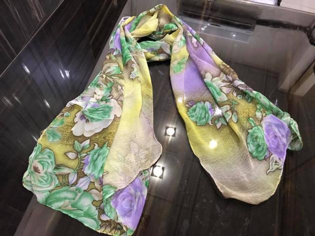 DESIGNER SCARVES