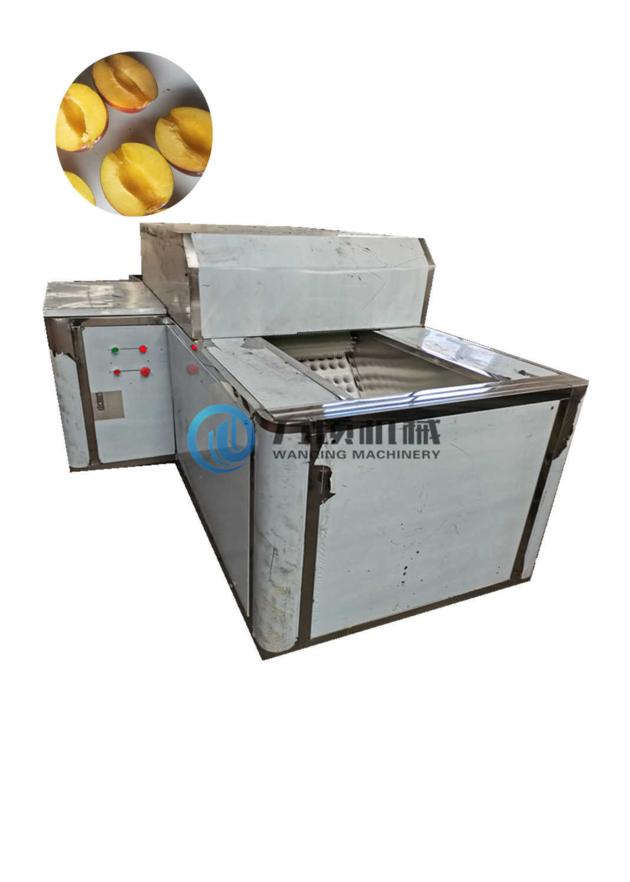  Prune pitting machine