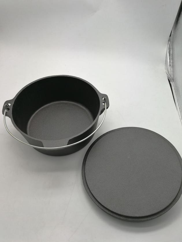 Cast Iron Dutch Oven