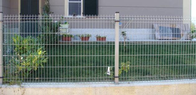 Single Welded Wire Fence